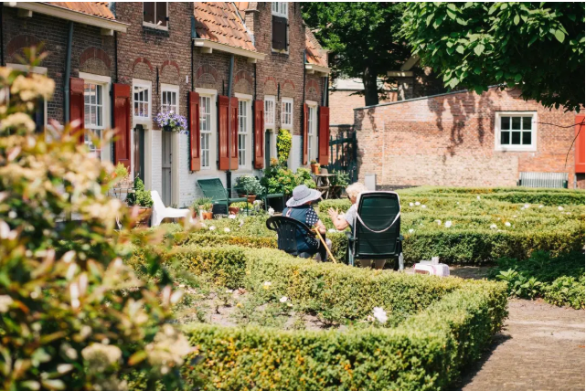 研究表明：老年人多用智能产品有利于?；と现δ?图1)