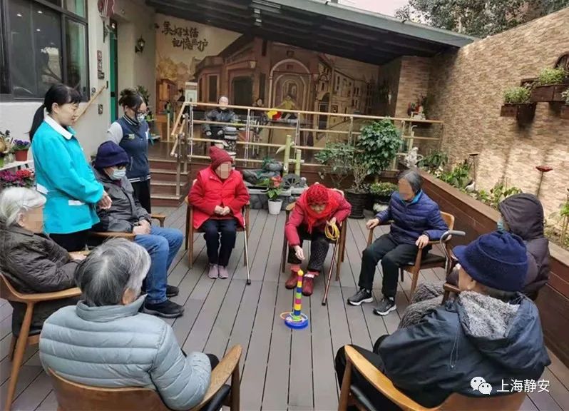 医疗、康复、生活照料……这些需求在家门口就能解决！静安这里正打造“没有围墙的养老院”(图1)