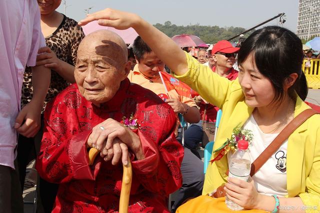 成都养老观察：责任与义务，未来养老院能否代替子女尽孝？(图3)