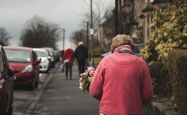 如果是你，你会跟儿女住一起养老吗？(图4)